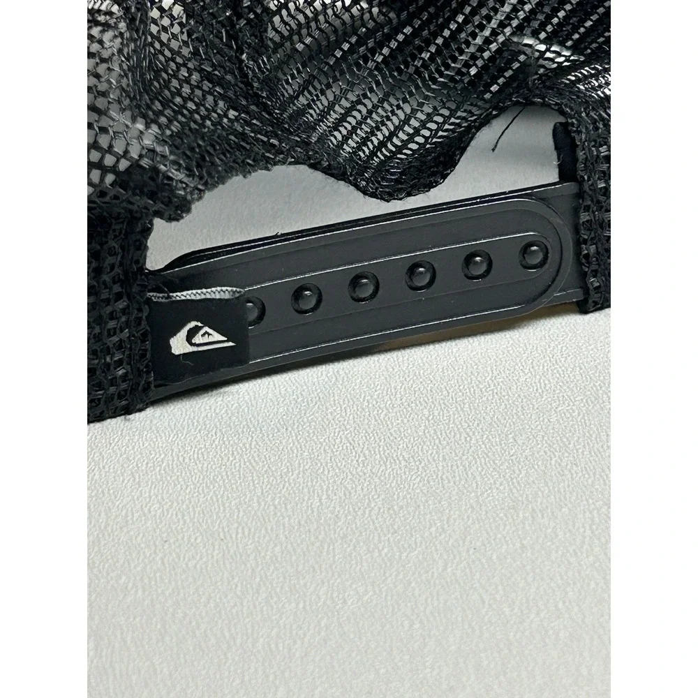 Quiksilver Kookaburra Coop Mens‎ Adjustable Snapback Trucker Hat